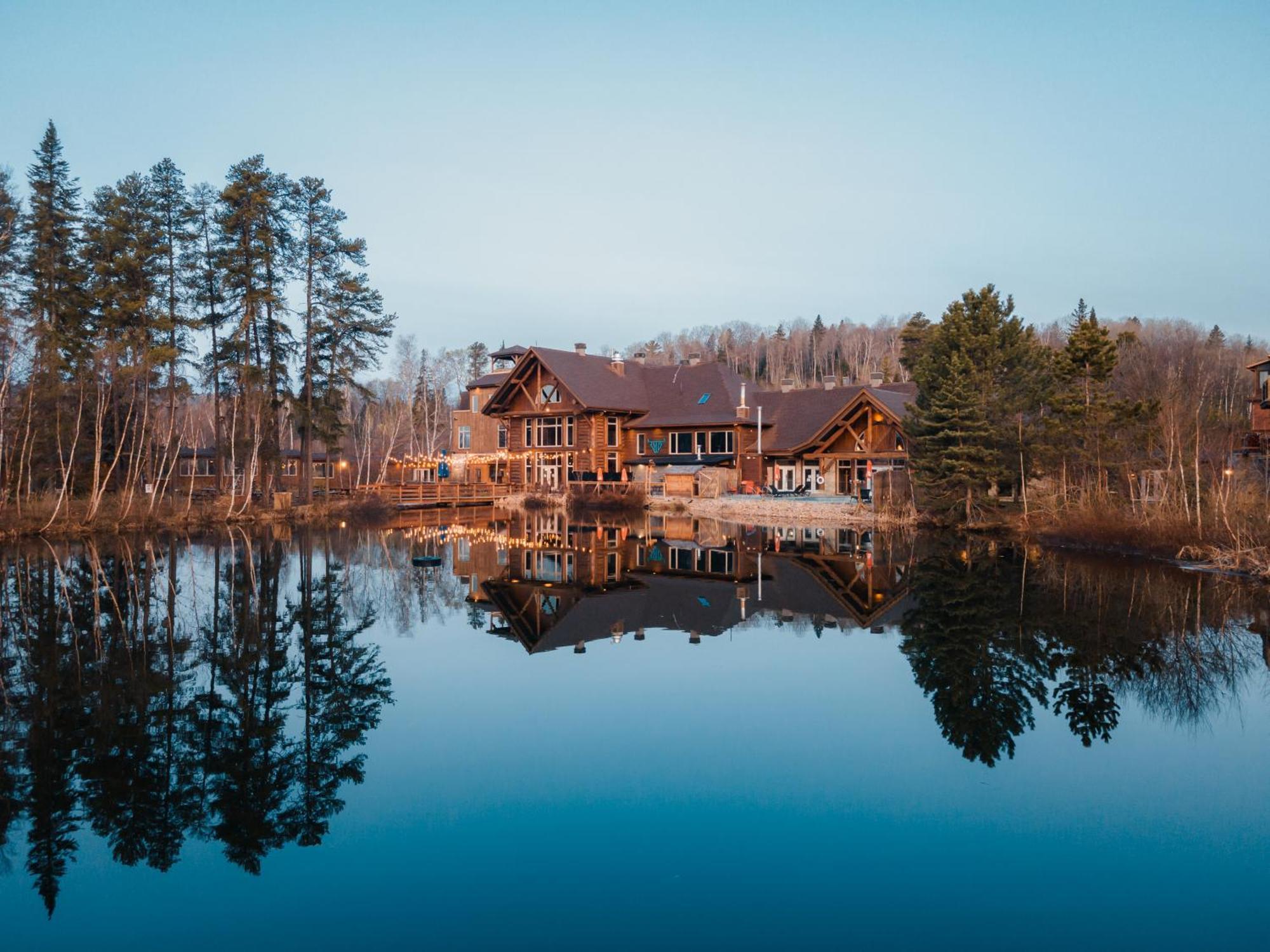 Auberge Du Lac Taureau Сен-Мишель-де-Сен Экстерьер фото
